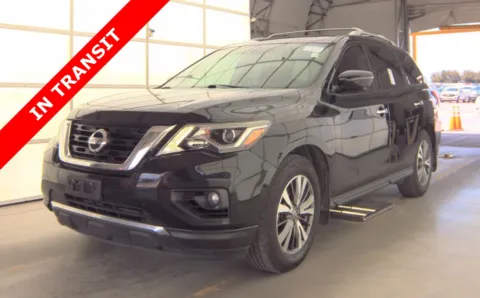 Black 2017 Nissan Pathfinder SL for sale in Alvin, TX