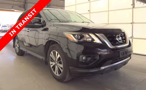 Another view of 2017 Nissan Pathfinder SL for sale in Alvin, TX at Auto Boutique Texas