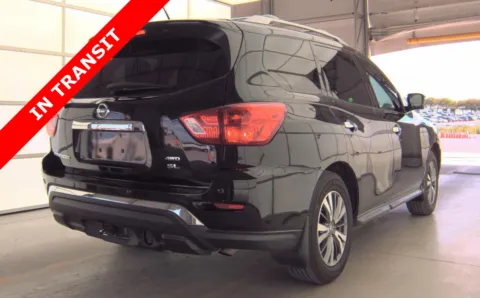 More photos of 2017 Nissan Pathfinder SL at Auto Boutique Texas, TX