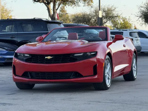 Another view of 2020 Chevrolet Camaro 1LT for sale in Alvin, TX at Auto Boutique Texas