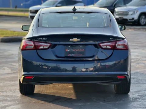 More photos of 2021 Chevrolet Malibu LT at Auto Boutique Texas, TX