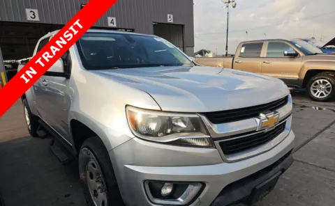 Silver 2018 Chevrolet Colorado 2WD LT for sale in Alvin, TX