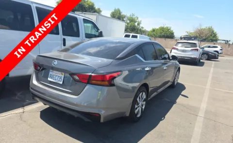 More photos of 2021 Nissan Altima 2.5 S at Auto Boutique Texas, TX