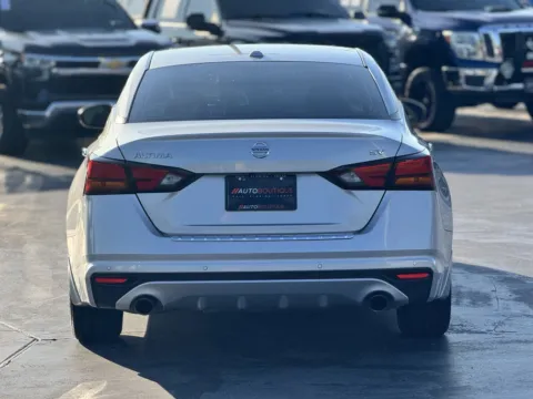 More photos of 2021 Nissan Altima 2.5 SV at Auto Boutique Texas, TX