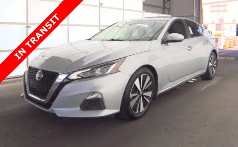 Silver 2021 Nissan Altima 2.5 SV for sale in Alvin, TX