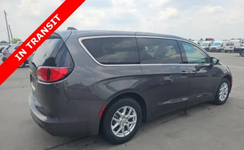 More photos of 2020 Chrysler Voyager LX at Auto Boutique Texas, TX