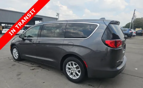 More photos of 2020 Chrysler Voyager LX at Auto Boutique Texas, TX