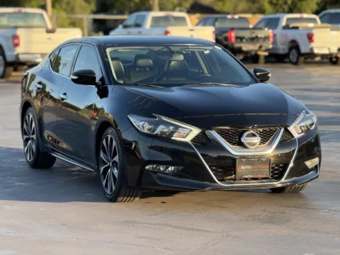 Photos of 2016 Nissan Maxima 3.5 SR for sale in Alvin, TX at Auto Boutique Texas
