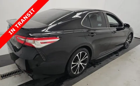 Another view of 2018 Toyota Camry SE for sale in Alvin, TX at Auto Boutique Texas