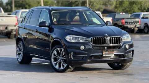 Blue 2015 BMW X5 sDrive35i for sale in Alvin, TX