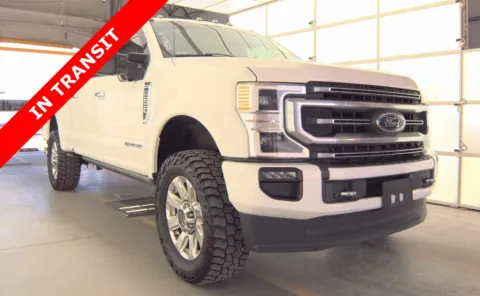 Another view of 2020 Ford Super Duty F-250 SRW Platinum for sale in Alvin, TX at Auto Boutique Texas