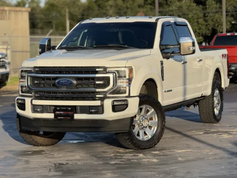 Another view of 2020 Ford Super Duty F-250 SRW Platinum for sale in Alvin, TX at Auto Boutique Texas