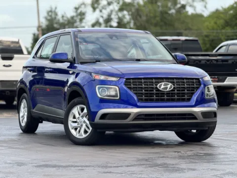 Photos of 2023 Hyundai Venue SE for sale in Alvin, TX at Auto Boutique Texas