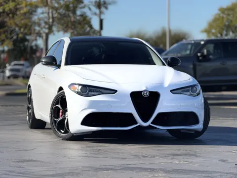 Photos of 2019 Alfa Romeo Giulia Ti Sport for sale in Alvin, TX at Auto Boutique Texas