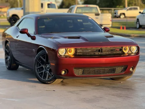 Photos of 2017 Dodge Challenger R T Plus for sale in Alvin, TX at Auto Boutique Texas