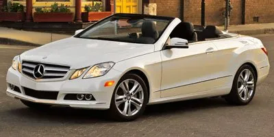 White 2011 Mercedes-Benz E-Class E 550 for sale in Alvin, TX