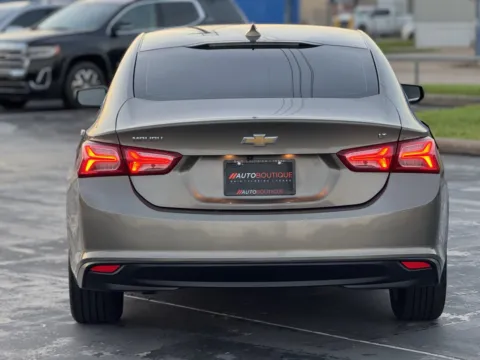 More photos of 2020 Chevrolet Malibu LT at Auto Boutique Texas, TX