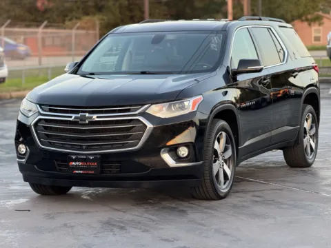 Another view of 2020 Chevrolet Traverse LT Leather for sale in Alvin, TX at Auto Boutique Texas