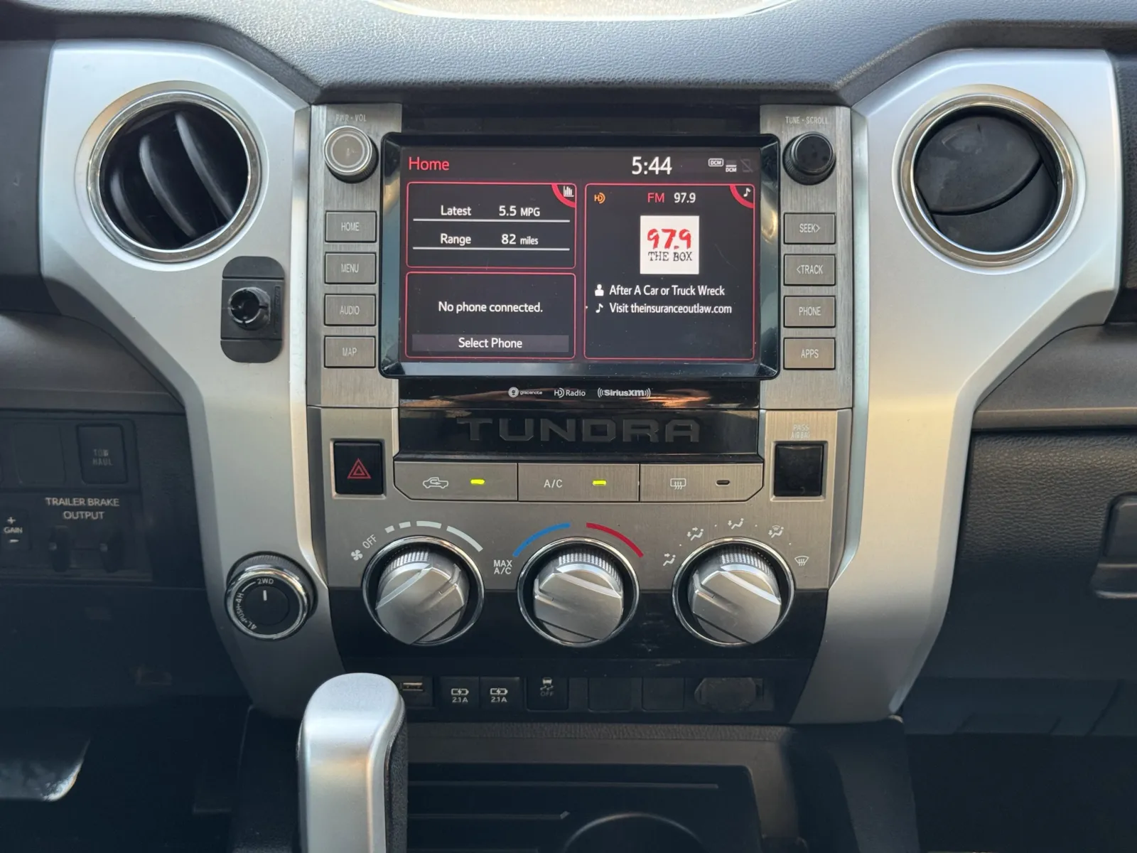 2021 Toyota Tundra SR5 - Photo 17