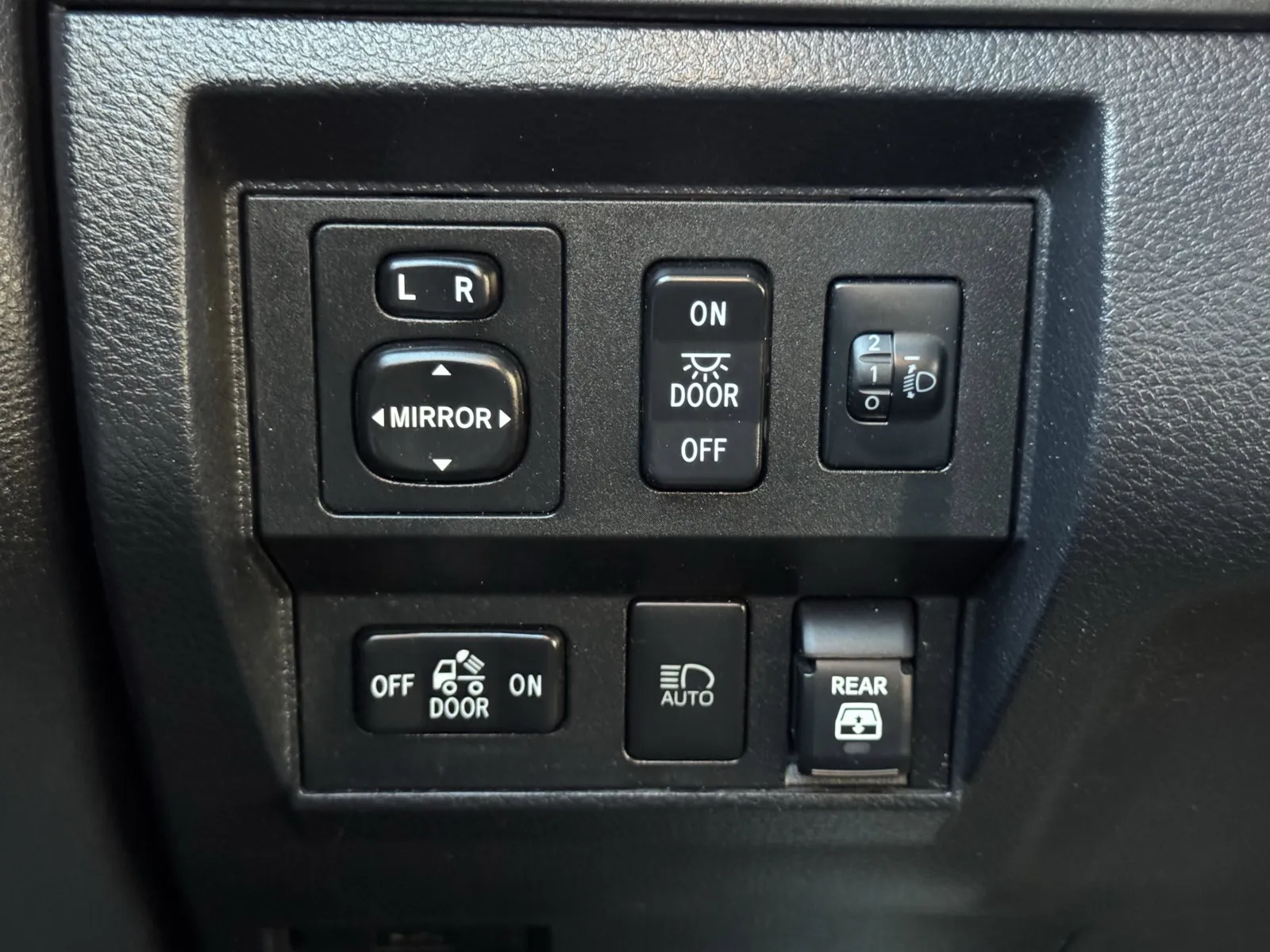 2021 Toyota Tundra SR5 - Photo 20