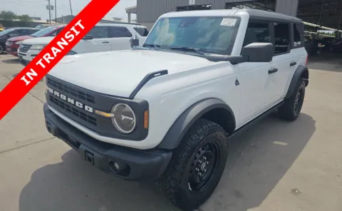White 2023 Ford Bronco Black Diamond for sale in Alvin, TX