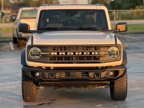 More photos of 2023 Ford Bronco Black Diamond at Auto Boutique Texas, TX