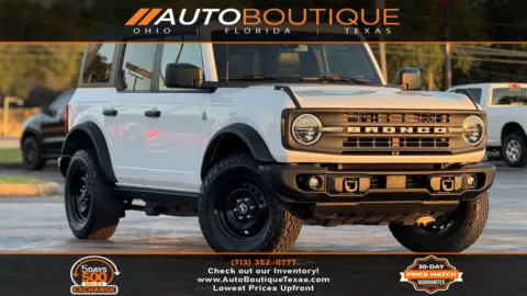 White 2023 Ford Bronco Black Diamond for sale in Alvin, TX