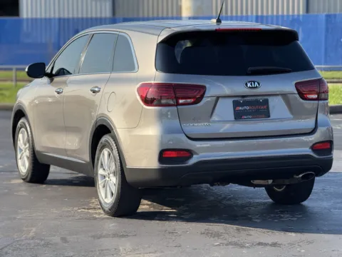 More photos of 2019 Kia Sorento LX at Auto Boutique Texas, TX