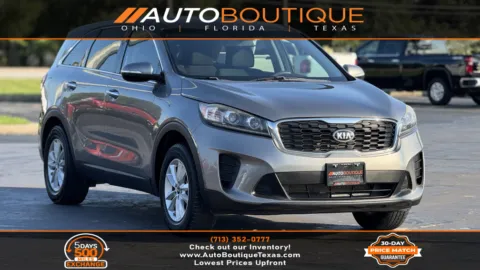 Gray 2019 Kia Sorento LX for sale in Alvin, TX
