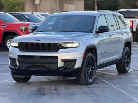 Another view of 2024 Jeep Grand Cherokee L Altitude for sale in Alvin, TX at Auto Boutique Texas