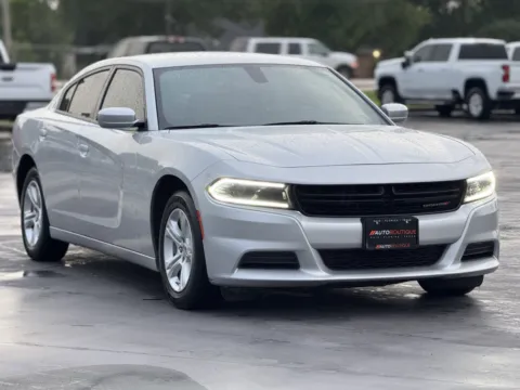 Photos of 2022 Dodge Charger SXT for sale in Alvin, TX at Auto Boutique Texas