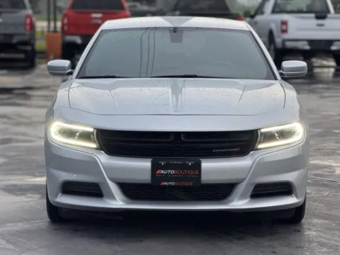 More photos of 2022 Dodge Charger SXT at Auto Boutique Texas, TX