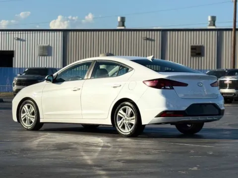 More photos of 2020 Hyundai Elantra SEL at Auto Boutique Texas, TX