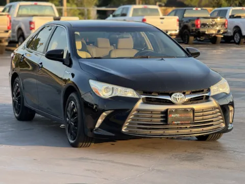 Photos of 2015 Toyota Camry Hybrid LE for sale in Alvin, TX at Auto Boutique Texas