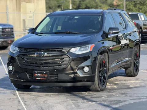 Another view of 2020 CHEVROLET TRAVERSE P Premier for sale in Alvin, TX at Auto Boutique Texas