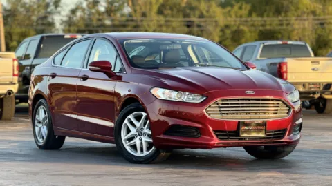 Gray 2016 Ford Fusion SE for sale in Alvin, TX