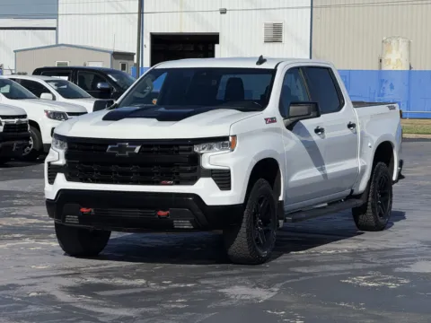 Another view of 2023 Chevrolet Silverado 1500 LT Trail Boss for sale in Alvin, TX at Auto Boutique Texas