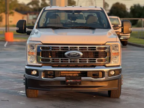 More photos of 2023 Ford Super Duty F-350 DRW XLT at Auto Boutique Texas, TX