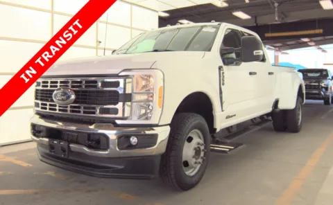 White 2023 Ford Super Duty F-350 DRW XLT for sale in Alvin, TX