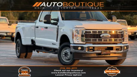 White 2023 Ford Super Duty F-350 DRW XLT for sale in Alvin, TX