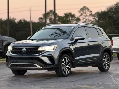 Another view of 2022 Volkswagen Taos SE for sale in Alvin, TX at Auto Boutique Texas