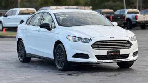 White 2014 Ford Fusion S for sale in Alvin, TX