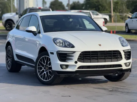 Photos of 2018 Porsche Macan Sport Edition for sale in Alvin, TX at Auto Boutique Texas
