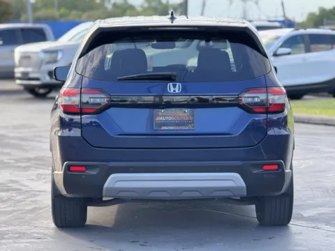 More photos of 2024 Honda Pilot EX-L 8 Passenger at Auto Boutique Texas, TX