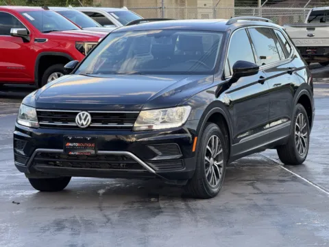 Another view of 2018 Volkswagen Tiguan SE for sale in Alvin, TX at Auto Boutique Texas