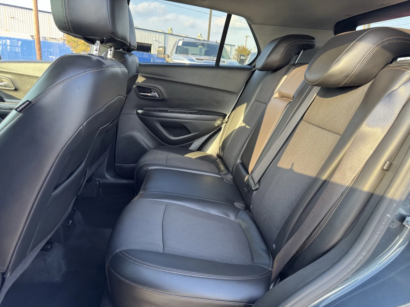 2022 Chevrolet Trax LT - Photo 24
