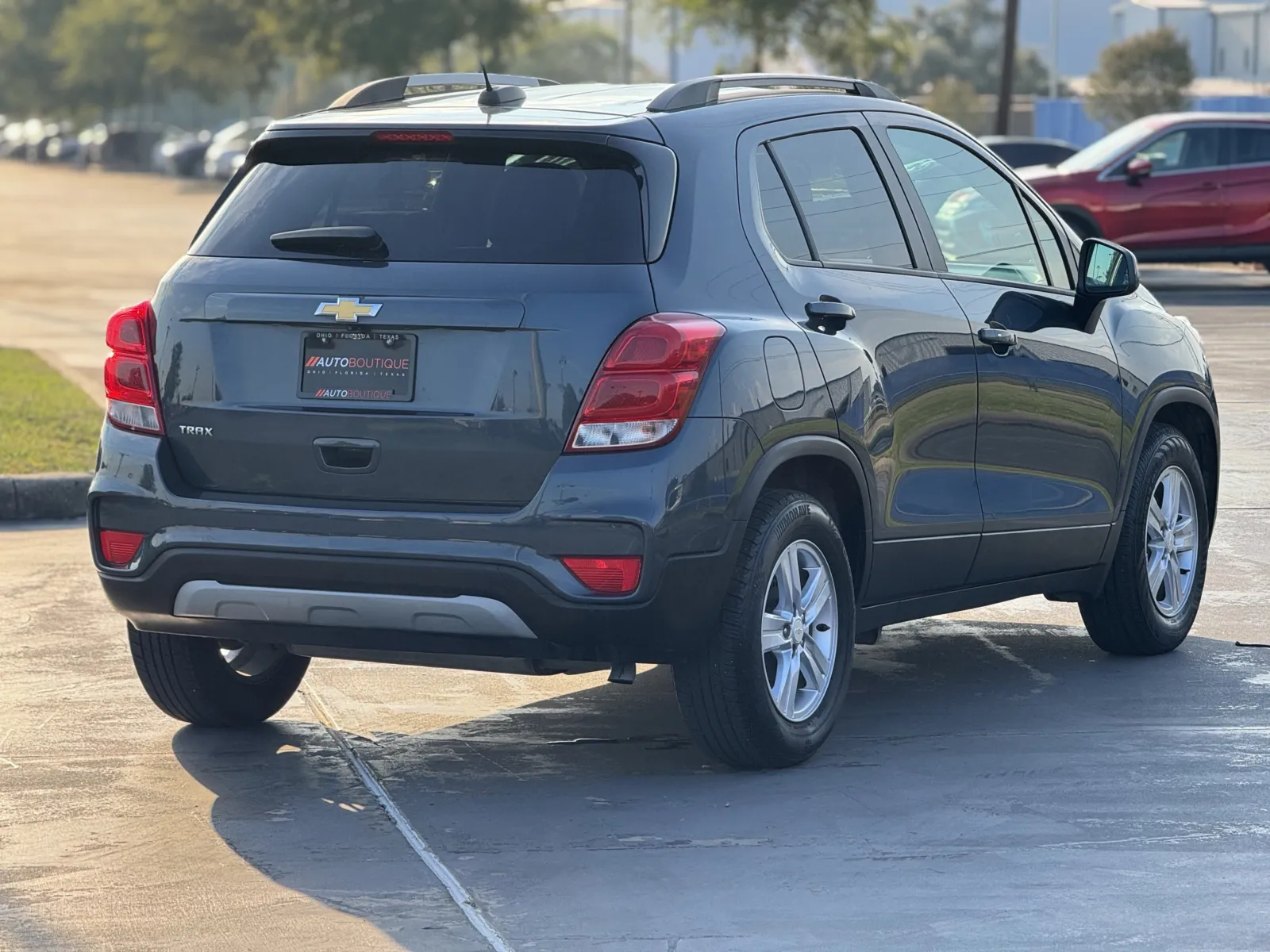 2022 Chevrolet Trax LT - Photo 7