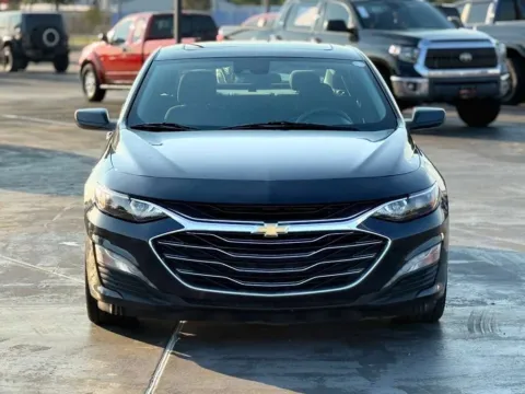 More photos of 2023 Chevrolet Malibu LT at Auto Boutique Texas, TX