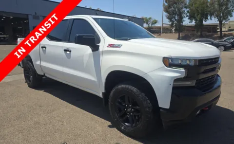 White 2021 Chevrolet Silverado 1500 LT Trail Boss for sale in Alvin, TX