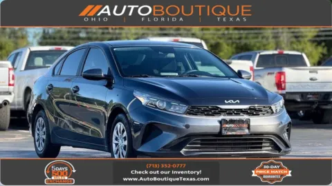 Gray 2022 Kia Forte FE for sale in Alvin, TX
